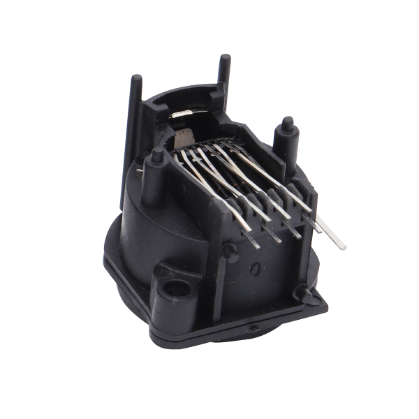 SA703 - Image 3